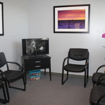 Cabrillo Podiatry Group - Family friendly, relaxing waiting room with tv, kids' toys, magazines, activity books. - Podiatrists Near Me - Pacifica, California Cabrillo Podiatry Group - Family friendly, relaxing waiting room with tv, kids' toys, magazines, activity books. - Podiatrists Near Me - Pacifica, California