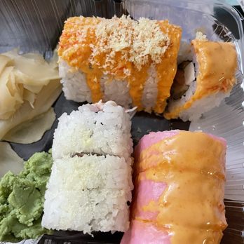 Akira sushi - Not sure what these are since they are not what I ordered. - Japanese Near Me - Portland, Oregon