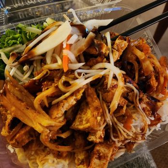 Green Tree - Spicy lemongrass tofu vermicelli bowl - Vietnamese Near Me - Seattle, Washington