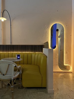 Baby J’s Bar by null