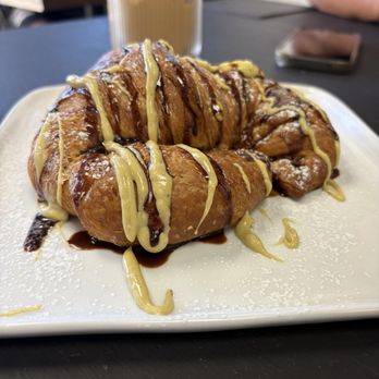 Mika's - Cafes Near Me - San Marcos, California