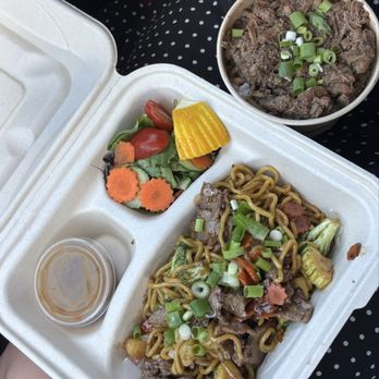 Nui's Garden Kitchen - IG: @nom.noms.only | pork heaven & smoke egg noodles - Food Trucks Near Me - Kula, Hawaii