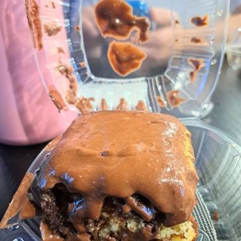 Fishhook Seafood - Ontario Mills - Chocolate German cake - Southern Near Me - Ontario, California Fishhook Seafood - Ontario Mills - Chocolate German cake - Southern Near Me - Ontario, California