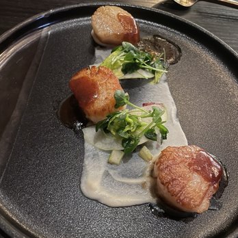 Hell's Kitchen - Scallops Appetizer - Cocktail Bars Near Me - Funner, California
