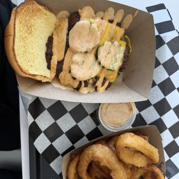 Small's Smash Club - Burgers Near Me - San Clemente, California Small's Smash Club - Burgers Near Me - San Clemente, California