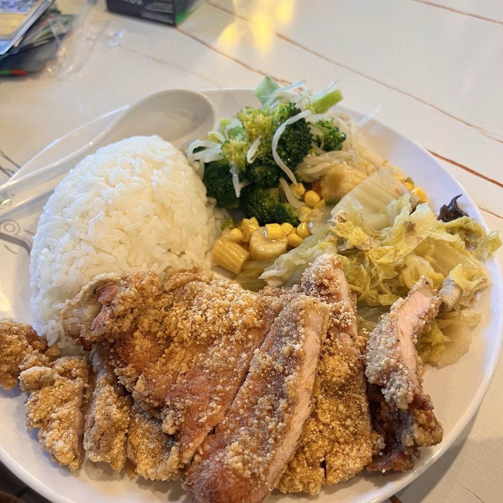 JP Taiwan Bistro - Fried pork chop bento - Taiwanese Near Me - Cupertino, California JP Taiwan Bistro - Fried pork chop bento - Taiwanese Near Me - Cupertino, California