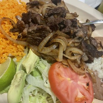 Taqueria Mazamitla - Ribeye and onions - Mexican Near Me - Chicago, Illinois Taqueria Mazamitla - Ribeye and onions - Mexican Near Me - Chicago, Illinois