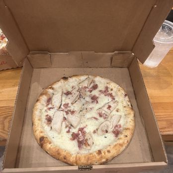 Great White Pizza - Chicken bacon ranch - Pizza Near Me - Panama City Beach, Florida