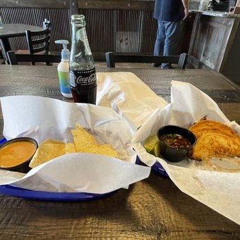 Cabo Taco - Barria Tacos, Mexican coke, small spicy chips and queso. - Mexican Near Me - Lawton, Oklahoma