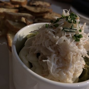 THE LOBBY LOUNGE & RAWBAR - Crab + Avocado - Lounges Near Me - Vancouver, British Columbia THE LOBBY LOUNGE & RAWBAR - Crab + Avocado - Lounges Near Me - Vancouver, British Columbia