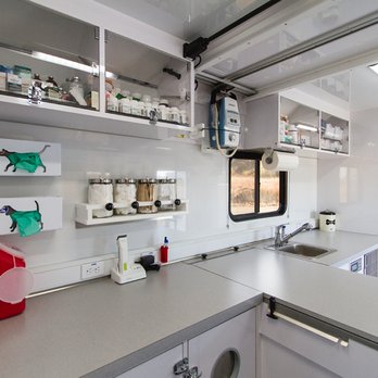 Vet's Here - Inside our 26 foot truck - Veterinarians Near Me Vet's Here - Inside our 26 foot truck - Veterinarians Near Me
