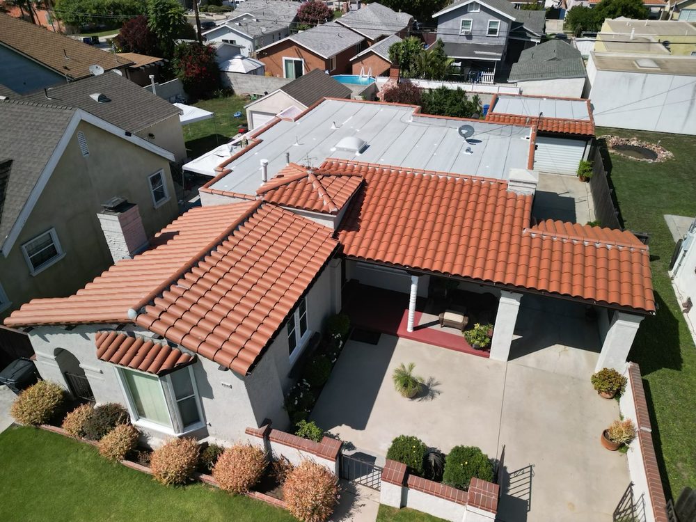 Slide of Heaven Roof & Gutters