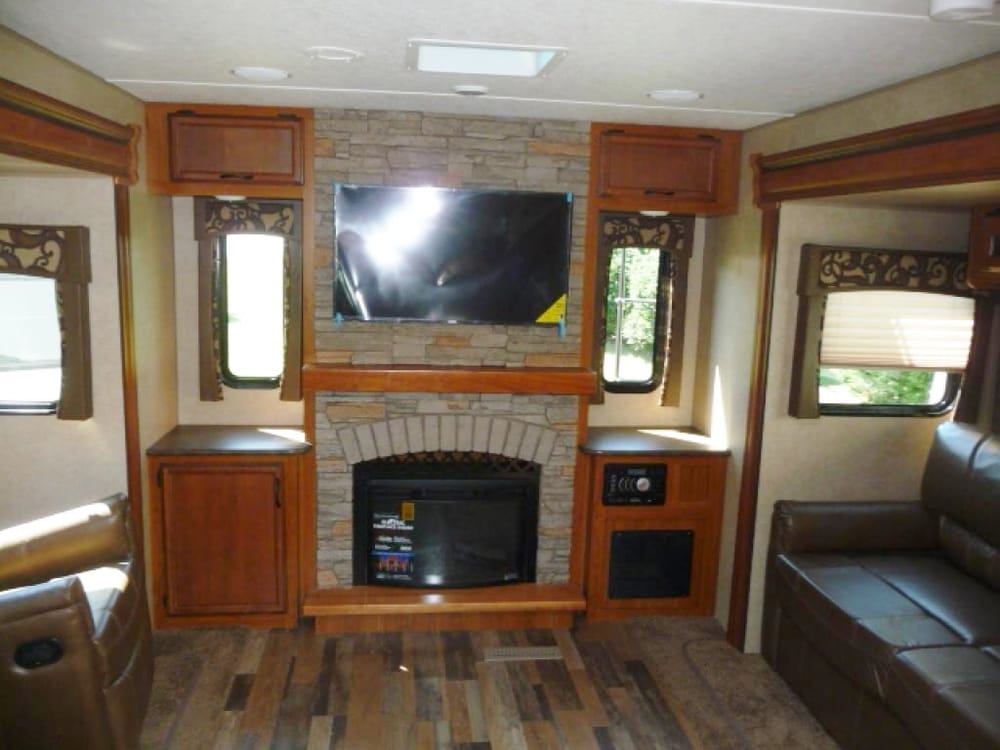 GRANDVIEW RV SALES Updated October 2024 2486 W Lynchburg Salem Tpke