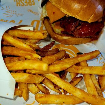 Egg N Bird - Signature Egg N Bird Combo 2nd pic Fried Chicken, Fried Egg, Bacon, Cheddar Cheese, Spicy Honey and Crack Sauce on a Toasted Brioche Bun - Chicken Shop Near Me - Plano, Texas
