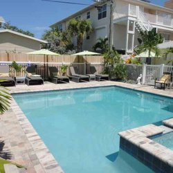 SunTiki Cottages