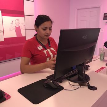 T-Mobile - The worst - Mobile Phones Near Me - East Meadow, New York T-Mobile - The worst - Mobile Phones Near Me - East Meadow, New York