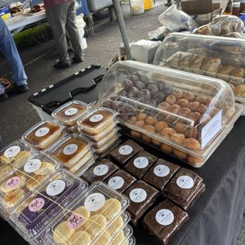 GJ's Huli Chicken - Various other snacks and sweets sold - Hawaiian Near Me - Waimea, Hawaii