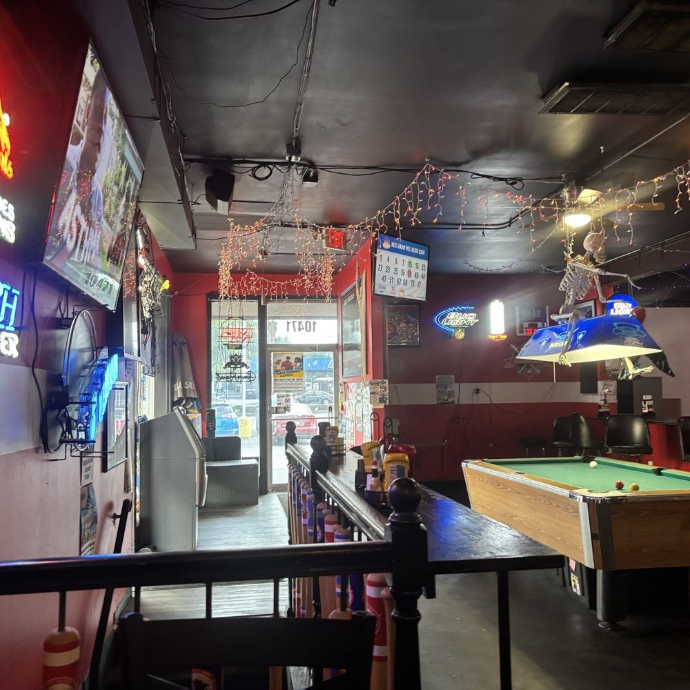 BS Bar and Gril - Sports Bars Near Me - Saint Louis, Missouri BS Bar and Gril - Sports Bars Near Me - Saint Louis, Missouri