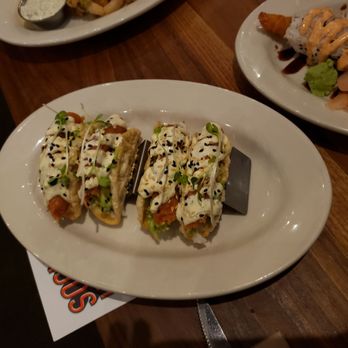Browns Socialhouse Summit - Ahi tuna tacos - Burgers Near Me - Kamloops, British Columbia Browns Socialhouse Summit - Ahi tuna tacos - Burgers Near Me - Kamloops, British Columbia