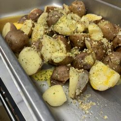 Scatta’s Seafood - Garlic Potatoes