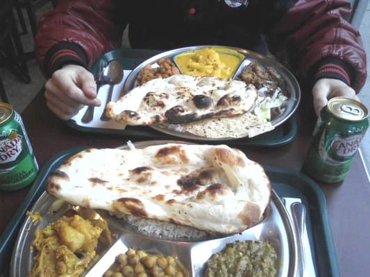 Thali Cuisine Indienne by null