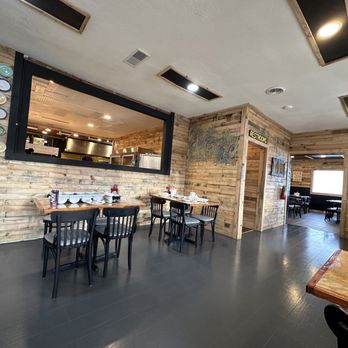 YELLOW BRICK HOUSE - Updated January 2026 - 39 Photos & 29 Reviews ...