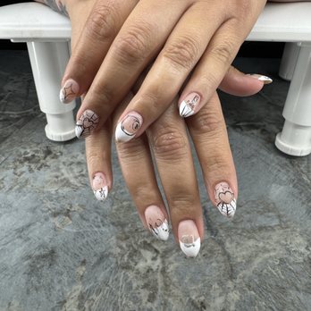 Nails Con Flow - Hard gel French tips with stencil designs - Nail Technicians Near Me - Tustin, California Nails Con Flow - Hard gel French tips with stencil designs - Nail Technicians Near Me - Tustin, California