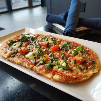 Assembly Rooftop Lounge - Margherita Flatbread - Lounges Near Me - Philadelphia, Pennsylvania