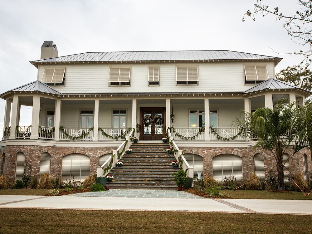 Slide of V & V Roofing and Sheet Metal