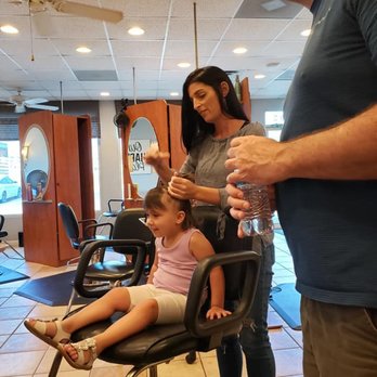 Par Excellence Salon And Spa - She's all in! - Hair Salons Near Me - Bridgeton, Missouri Par Excellence Salon And Spa - She's all in! - Hair Salons Near Me - Bridgeton, Missouri