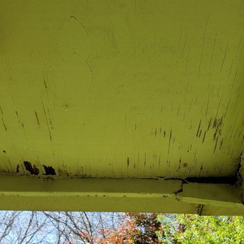 Sylvan Homes - Soffit all are rotting.. they just painted over the rot - Property Management Near Me Sylvan Homes - Soffit all are rotting.. they just painted over the rot - Property Management Near Me