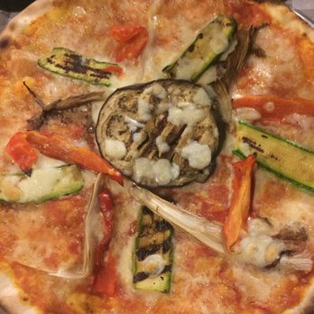 Arancio d'Oro - The pizza did not taste like anything. I had to add a tone of salt... - Seafood Near Me - Rome, RM