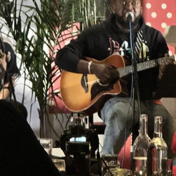 Bronzeville Winery - Live performers - New American Near Me - Chicago, Illinois