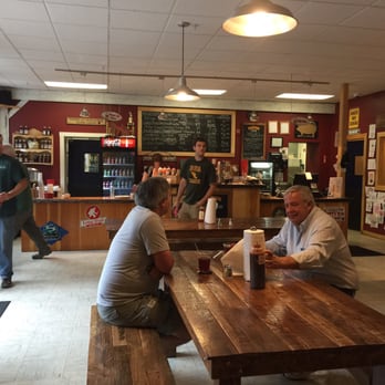 Big Fatty's BBQ - Fun open atmosphere - Barbeque Near Me - White River Junction, Vermont
