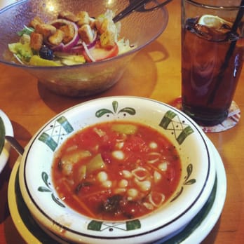 Olive Garden Italian Restaurant - Minestrone soup, salad and an unsweetened iced tea. Awesome lunch! - Italian Near Me - Victor, New York Olive Garden Italian Restaurant - Minestrone soup, salad and an unsweetened iced tea. Awesome lunch! - Italian Near Me - Victor, New York