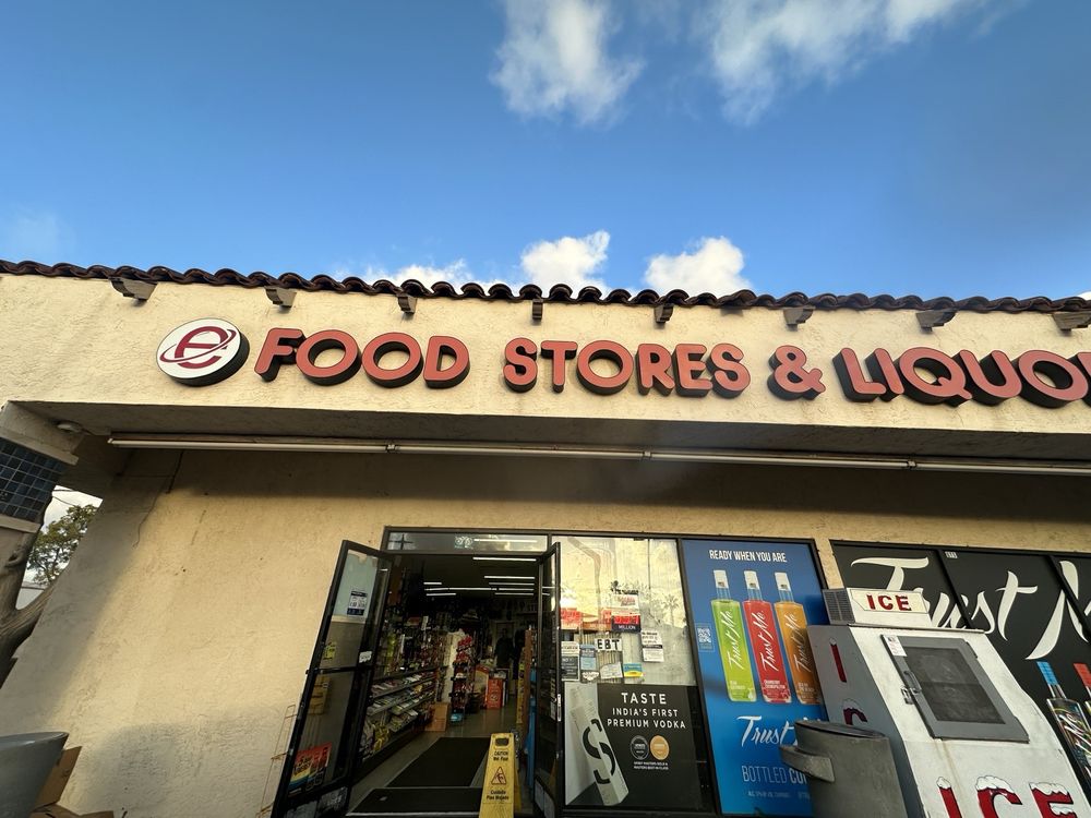 E Food Store Logo