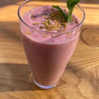 Outpost Kitchen - Banana Babe smoothie - Breakfast & Brunch Near Me - Costa Mesa, California Outpost Kitchen - Banana Babe smoothie - Breakfast & Brunch Near Me - Costa Mesa, California