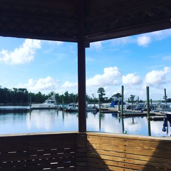 Mudcat Charlie's - Seafood Near Me - Brunswick, Georgia