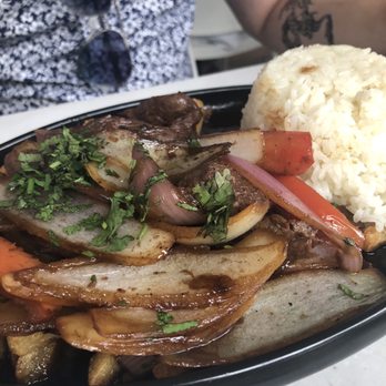 CVI.CHE 105 - Sauted Lomo Steak / Lomo Salteado - Peruvian Near Me - Miami, Florida CVI.CHE 105 - Sauted Lomo Steak / Lomo Salteado - Peruvian Near Me - Miami, Florida