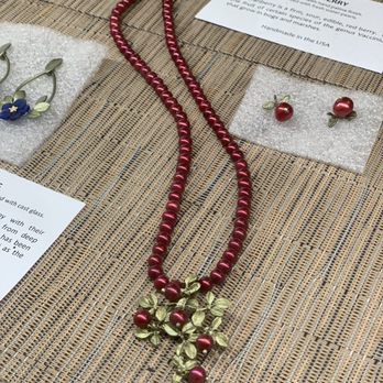 Willis Rock Shop - Cranberry necklace - Jewelry Near Me - Bar Harbor, Maine Willis Rock Shop - Cranberry necklace - Jewelry Near Me - Bar Harbor, Maine