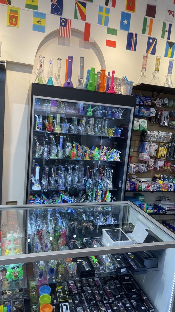 24/7 SMOKE CITY 2312 Granville St, Vancouver, British Columbia