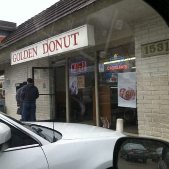 Golden Donut No 4 - Next to 7-11 - Donuts Near Me - San Marcos, California