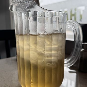 Pho Cuu Long Mien Tay - Complimentary pitcher of iced jasmine tea - Vietnamese Near Me - North York, Ontario