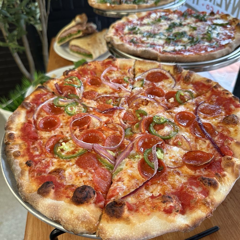 Benvenuti Pizza - SMALL The Spice Storm - Chicken Wings Near Me - Cheshire, Connecticut