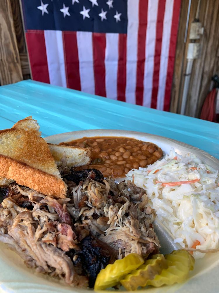 Beachcomber BBQ & Grill Logo