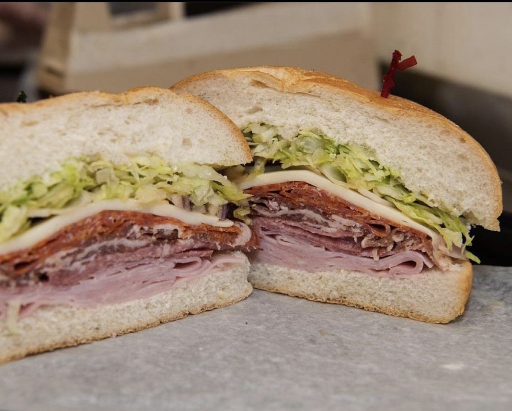 P&M Fine Foods, Connecticut Roadtrippers