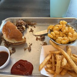 Pulled pork platter