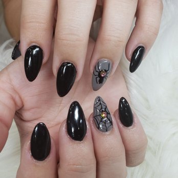 Lush Nail Studio - Spoopy nails done by Ashley - Waxing Near Me - Tustin, California