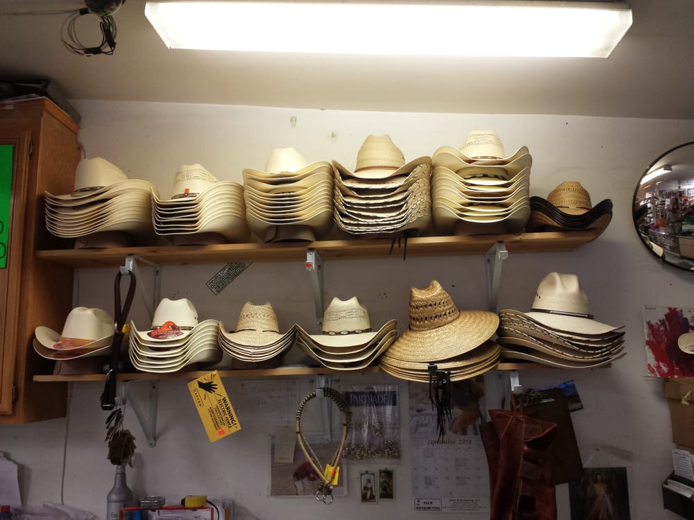 FOUR POINTS FEED STORE - Updated June 2024 - 16 Reviews - 5645 E Avenue