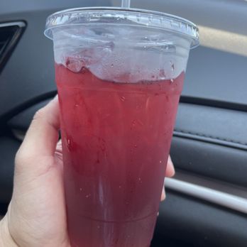 Bagel & Deli Creations - Betty hibiscus organic green tea! - Bagels Near Me - Bethpage, New York